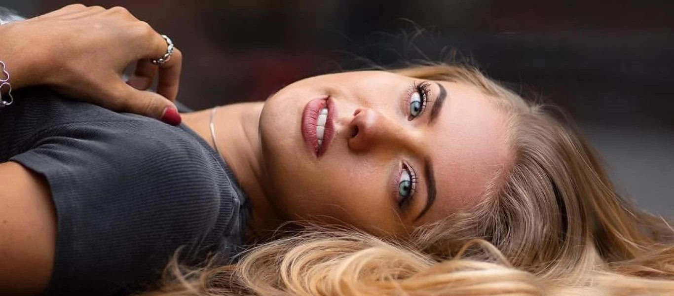 Αλίσα Σμιντ: Η Γερμανίδα αθλήτρια στίβου δείχνει την «καυτή» πλευρά της (φωτό)